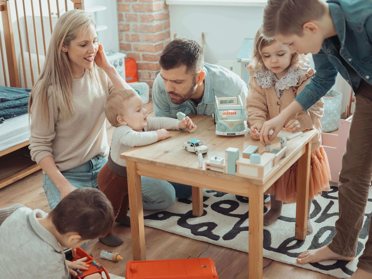 Lenka Osvald - know how MAMA with her family